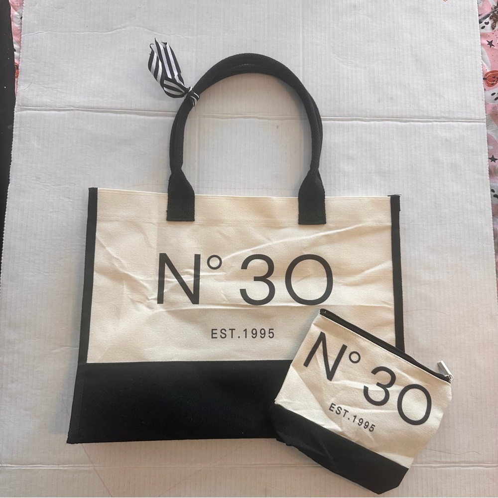 No. 30 Canvas Tote & Matching Pouch – Perfect 30th Birthday Gift! 🥂
